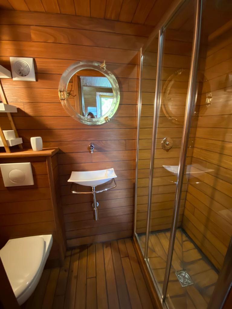 Moulin Du Gast 35Pers : Jacuzzi Sauna Billard Baby Le Gast Exterior foto